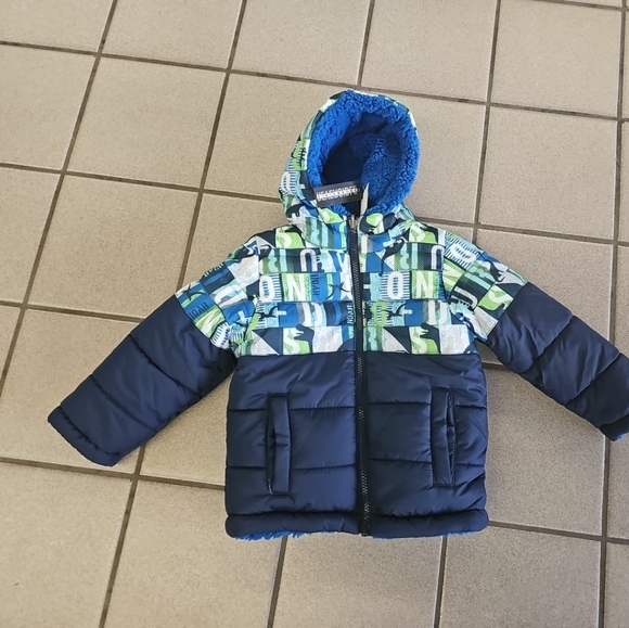 NWT Boys Size 3T  Falls Creek Reversible Winter Coat Jacket Dinosaurs Puffer - Picture 1 of 10
